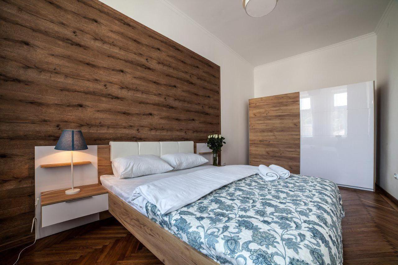 Apartament On Kulisha Street 리비프 외부 사진